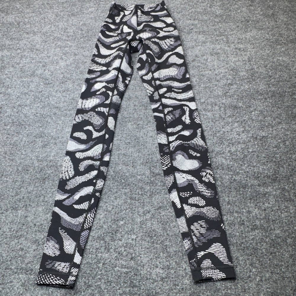 Lululemon Leggings Womens 0 Black Abstract Camo High Rise Yoga Athleisure 19845